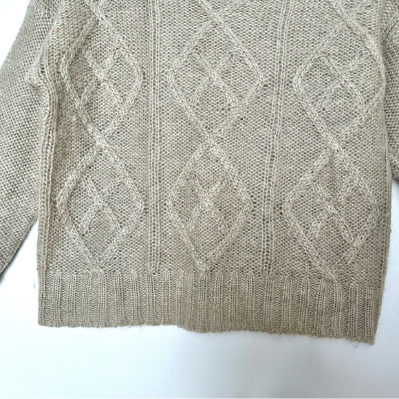 Quiet Luxury Mohair Blend Cable Knit Sweater Minimalist Cozycore Cropped Boho - Picture 4 of 10